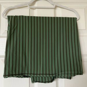 Green scarf Lululemon
